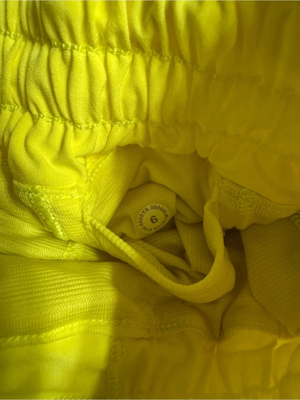 Lululemon Hotty Hot HR Short 2.5” - size 4
